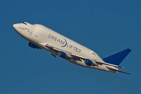 boeing 747 dreamlifter model e comparison