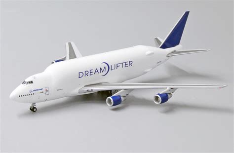 boeing 747 dreamlifter model history