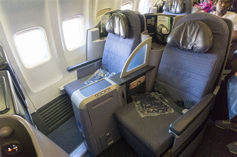 boeing 757-200 united first class