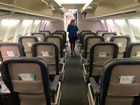 boeing 757-300 passenger seating