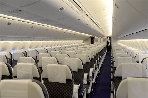 boeing 767 interior