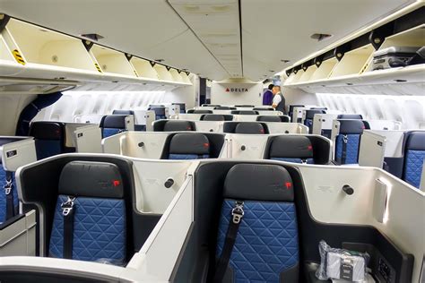 boeing 767-400 delta one seats