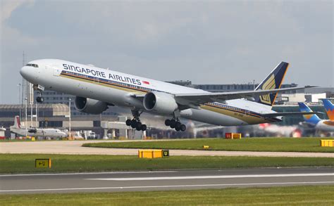 boeing 777-300er singapore airlines
