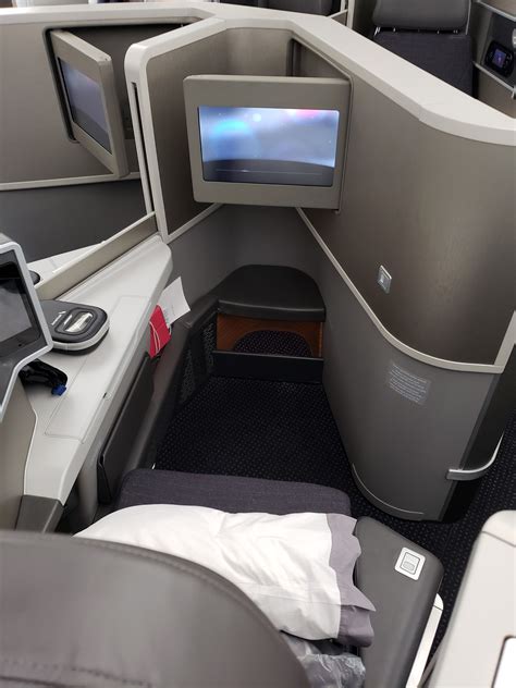boeing 787 american airlines business class