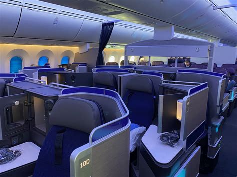 boeing 787-9 dreamliner united business