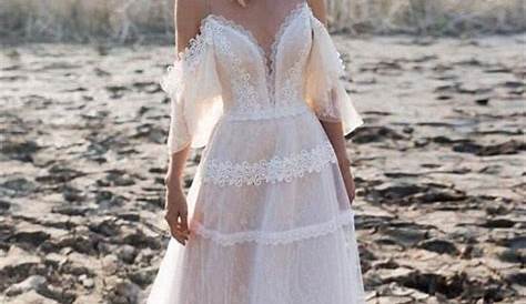 Boho Hochzeitskleid in Rosa mit fließendem Tüllrock und