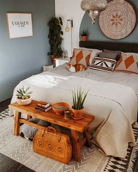 45 simple dorm room organization ideas 23 Boho bedroom