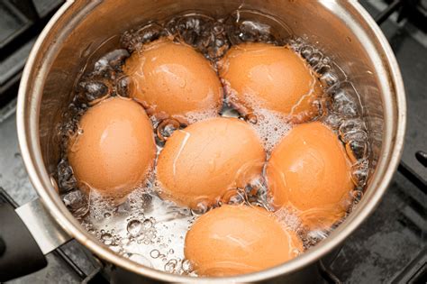 boil eggs without cracking