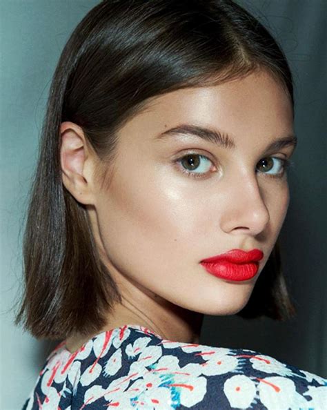 Natural makeup look - Bold Lip Makeup Look