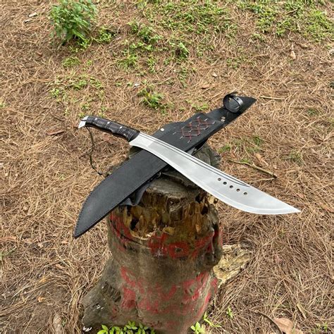 The Book of Eli Machete: A Powerful Weapon in the Post-Apocalyptic World