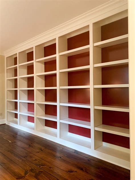Bookcase Built Into Wall