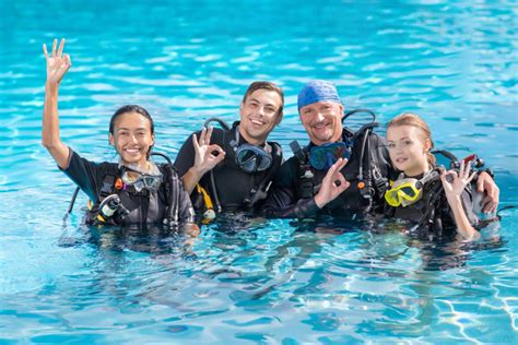 booking scuba diving