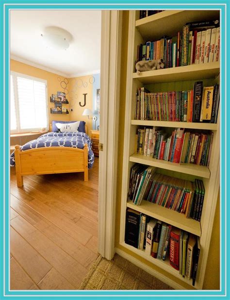 Get Accessible Furniture Ideas with Small Desks for