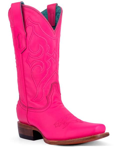 Boots from Pink: Elevate Your Style This Season