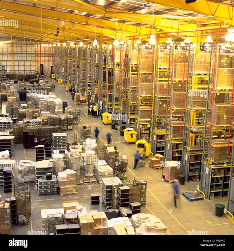boots warehouse nottingham jobs