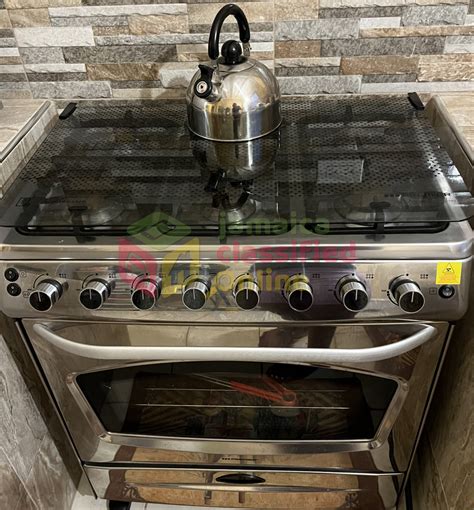 Bosch 6 Burner Range