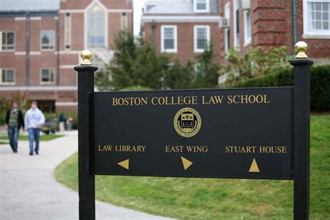 boston college law school ranking 2022