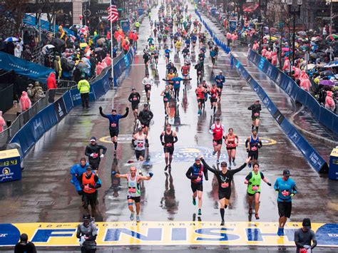 boston marathon runners 2024