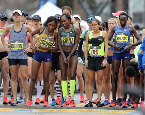 boston marathon start time 2022