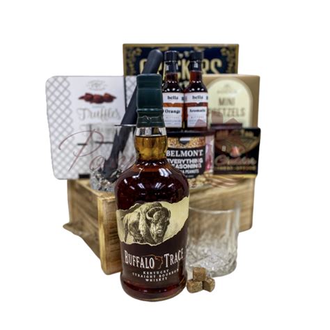 Craft the Perfect Bourbon Old Fashioned: Indulge in our All-Inclusive Gift Set!