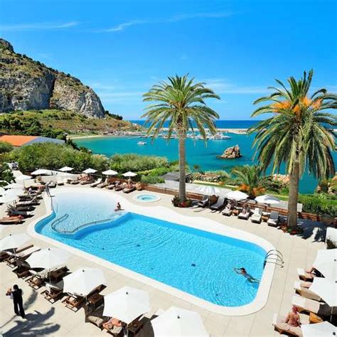 boutique hotels in cefalu sicily