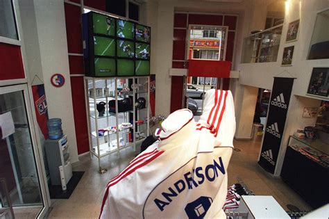 boutique officielle de l'olympique lyonnais