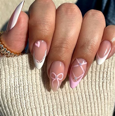 Bow Nail Art