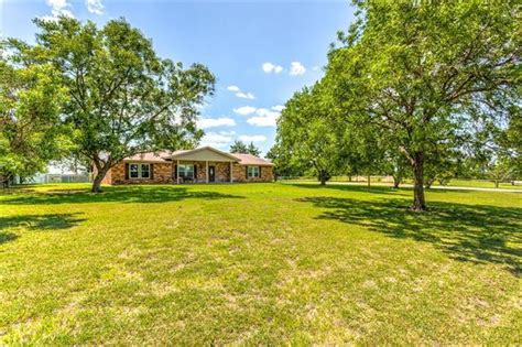 bowie texas property for sale