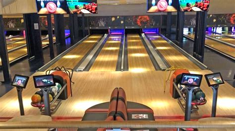 bowling alley at mall
