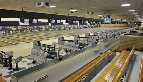 bowling alley north kansas city