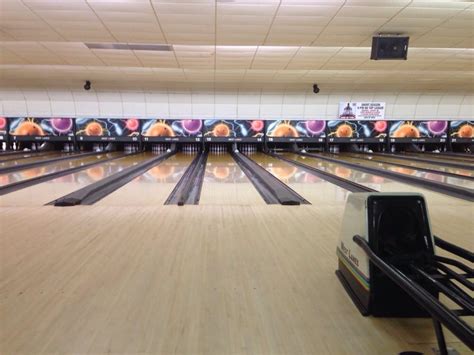 bowling alleys in omaha nebraska