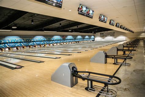 Bowling, Parties, Axe Throwing Time to Spare Conroe, TX