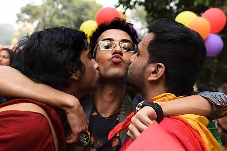 BOY GAY INDIA