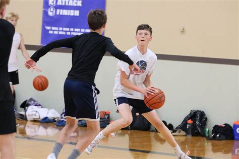 boys overnight basketball camp