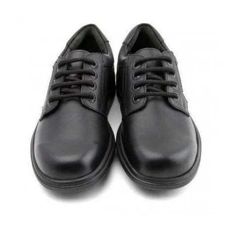 boys school shoes size 4