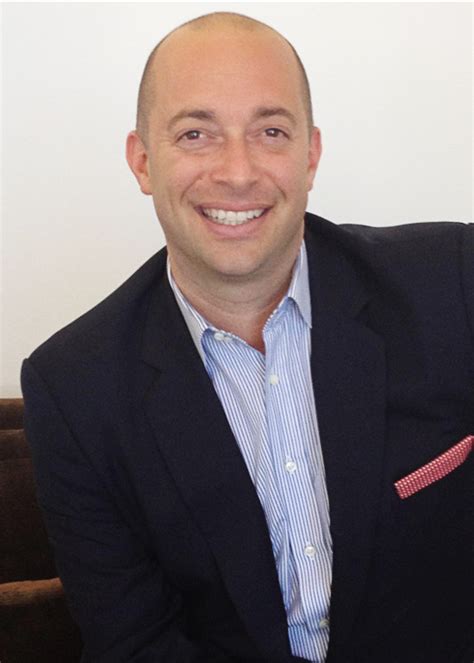 Unveiling Brad Slater's惊奇转型：创业奇才的创新故事