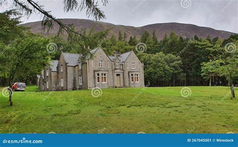 Braemar Field: Hidden Gem in Urban Development?