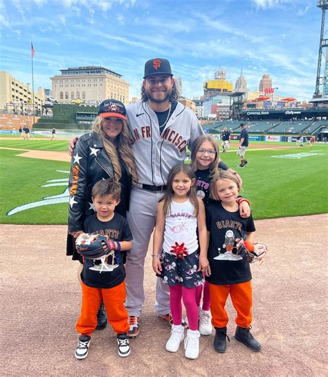 brandon crawford wife instagram