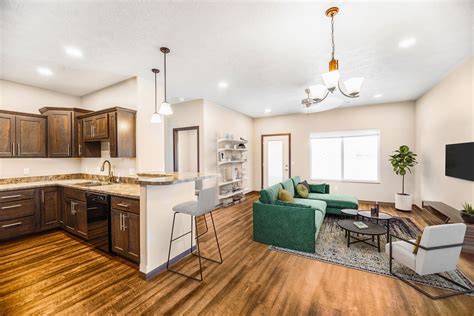 Brandon Sd Townhomes