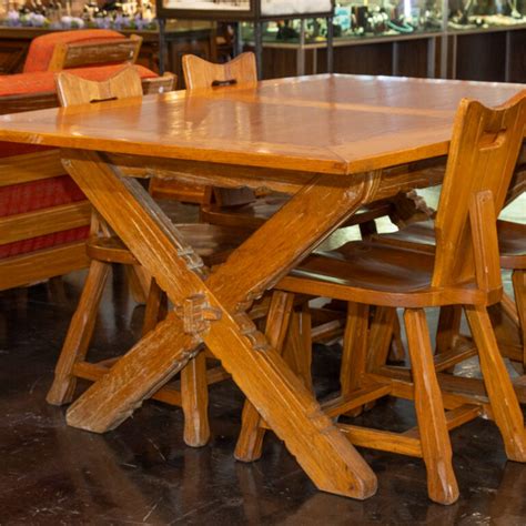 Brandt Ranch Oak Dining Table