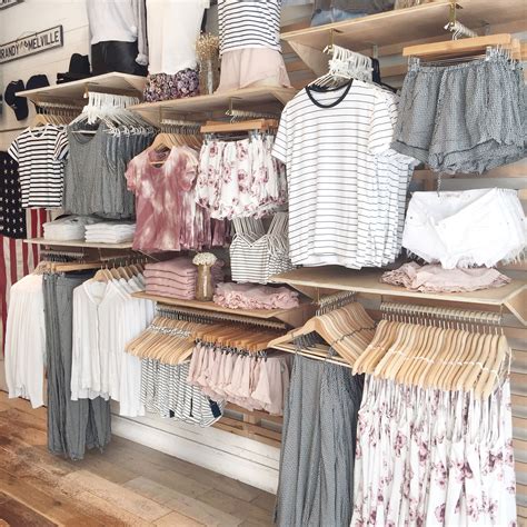 brandy melville stores nyc