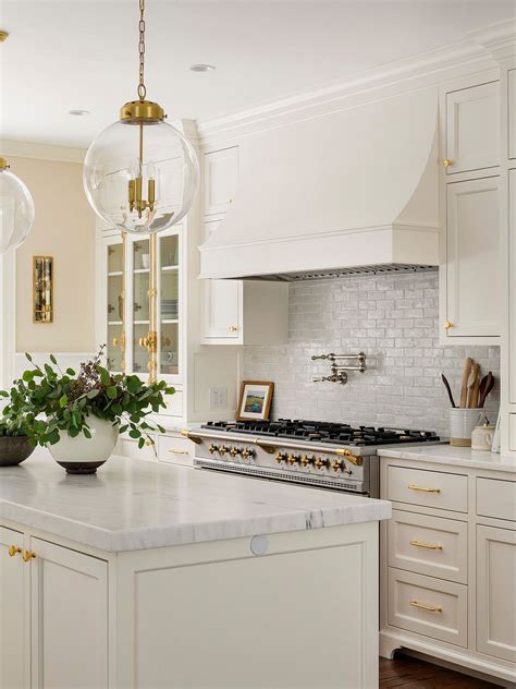 3 Incredibly Bold And Stylish Ways To Use Brass In Kitchen Design