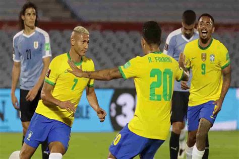 brazil vs uruguay live score