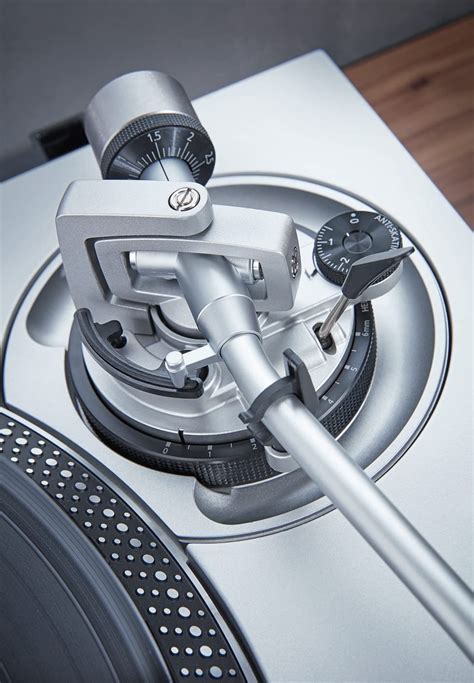 Photo Technics SL1200 MK2 IMG 1261.JPG (1872930) Audiofanzine