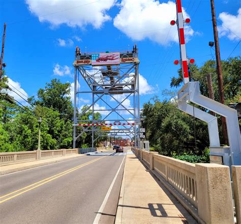 Discover the Louisiana charm: Exploring Breaux Bridge's Timeless Delights