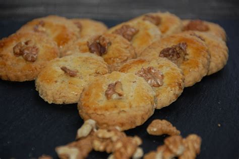 Bredele noix traditionnels alsaciens