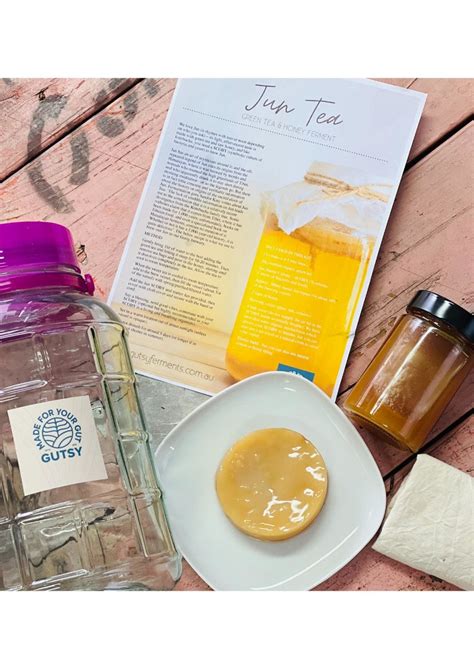 Brewing Jun Kombucha