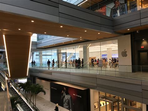Check Out the Brand New Apple Store at Brickell City Centre The BIG
