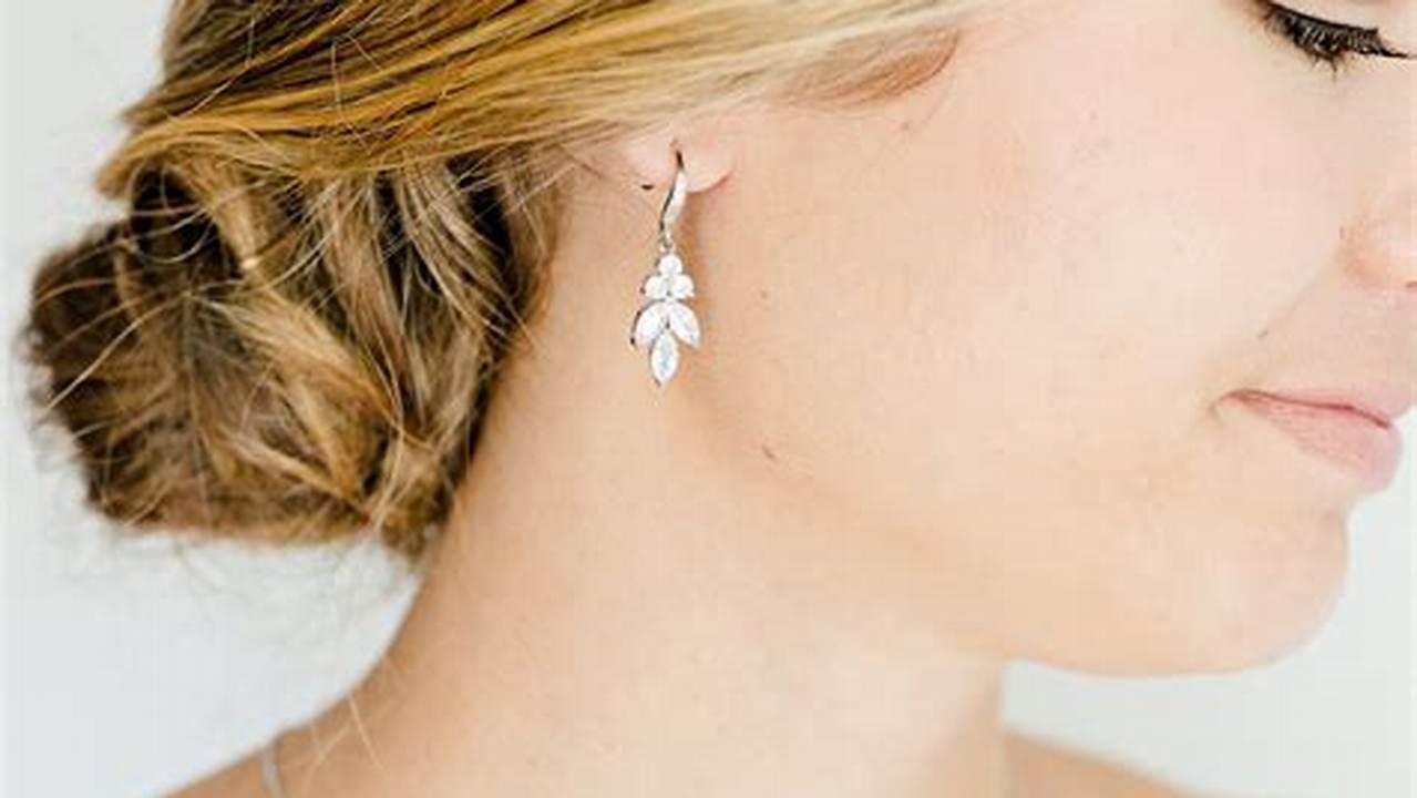 Unveiling Bridesmaid Jewelry: A Guide to Timeless Elegance for the Wedding Party