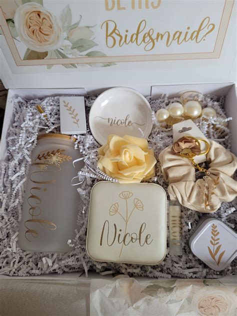 bridesmaid boxes ideas